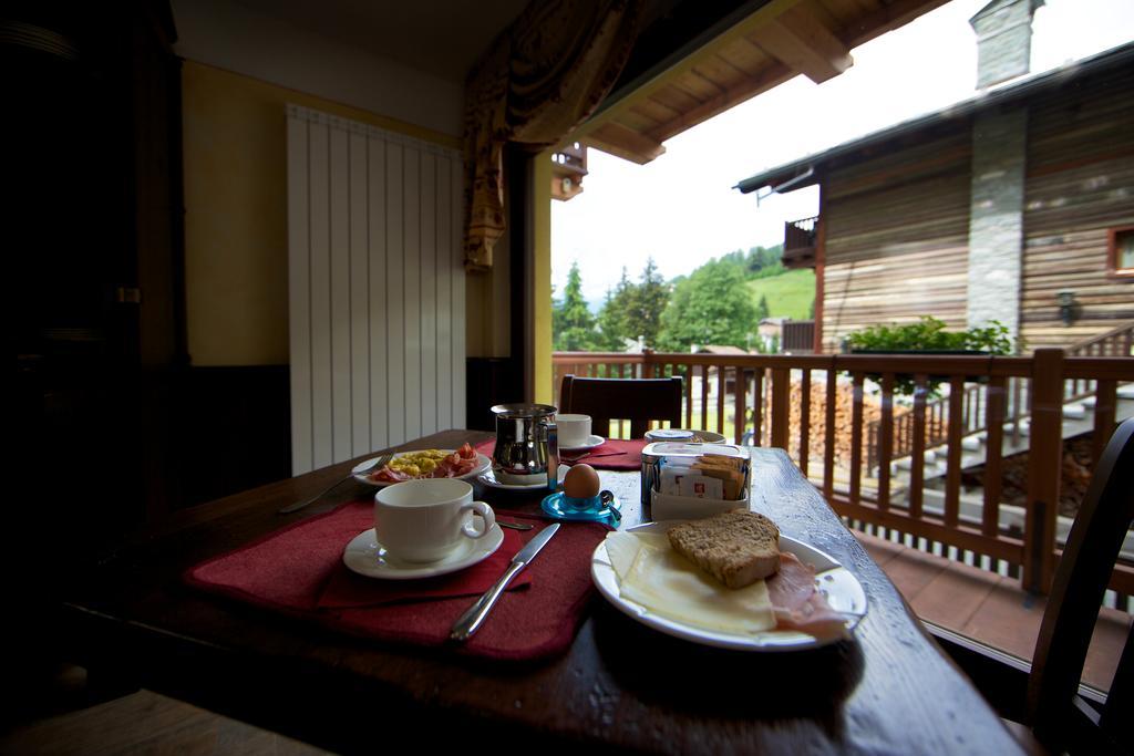 Hotel L' Aiglon Champoluc Cameră foto